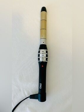 Black and Gold Ceramic Curling Wand